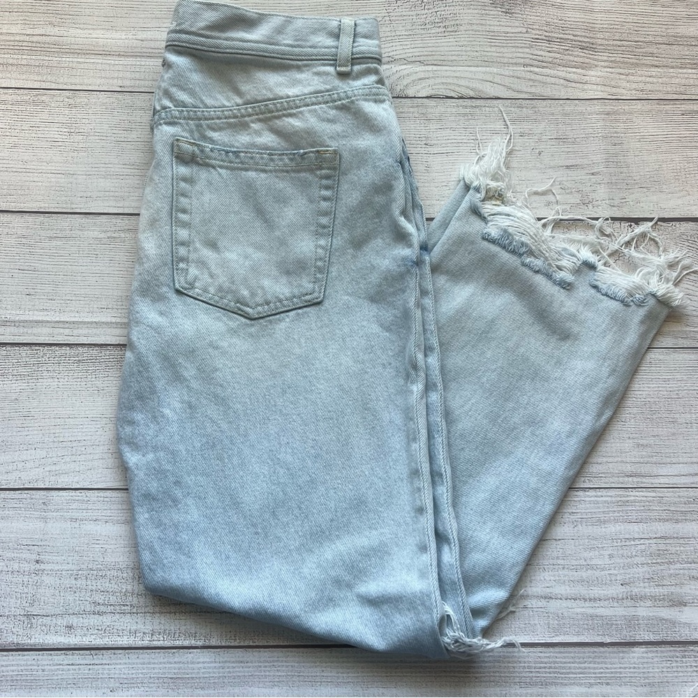 We The Free Denim Distressed Boyfriend Jeans Size 27